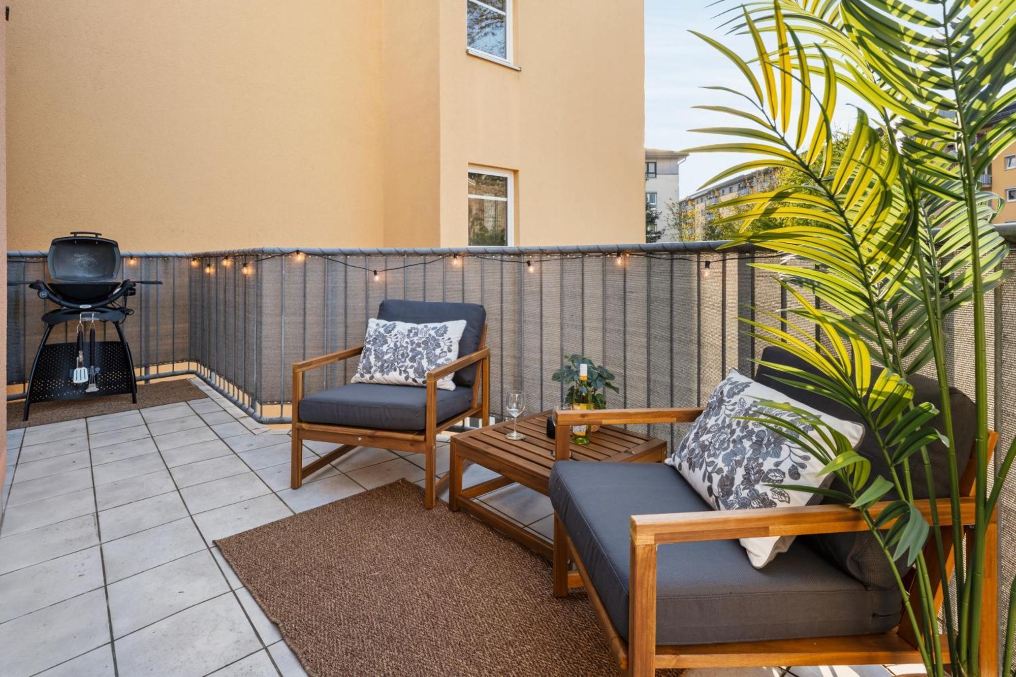 Edler Wohnraum Schwanenteich-Suite Mit Balkon, Kaffeevollautomat, Lift & Parkplatz Zwickau Dış mekan fotoğraf